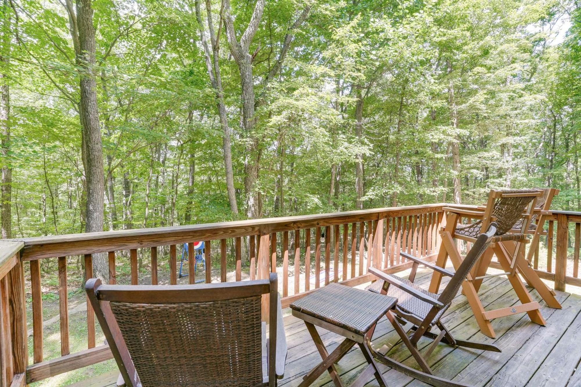 Cabin With Deck And Screened-In Porch In New Market! Exterior foto