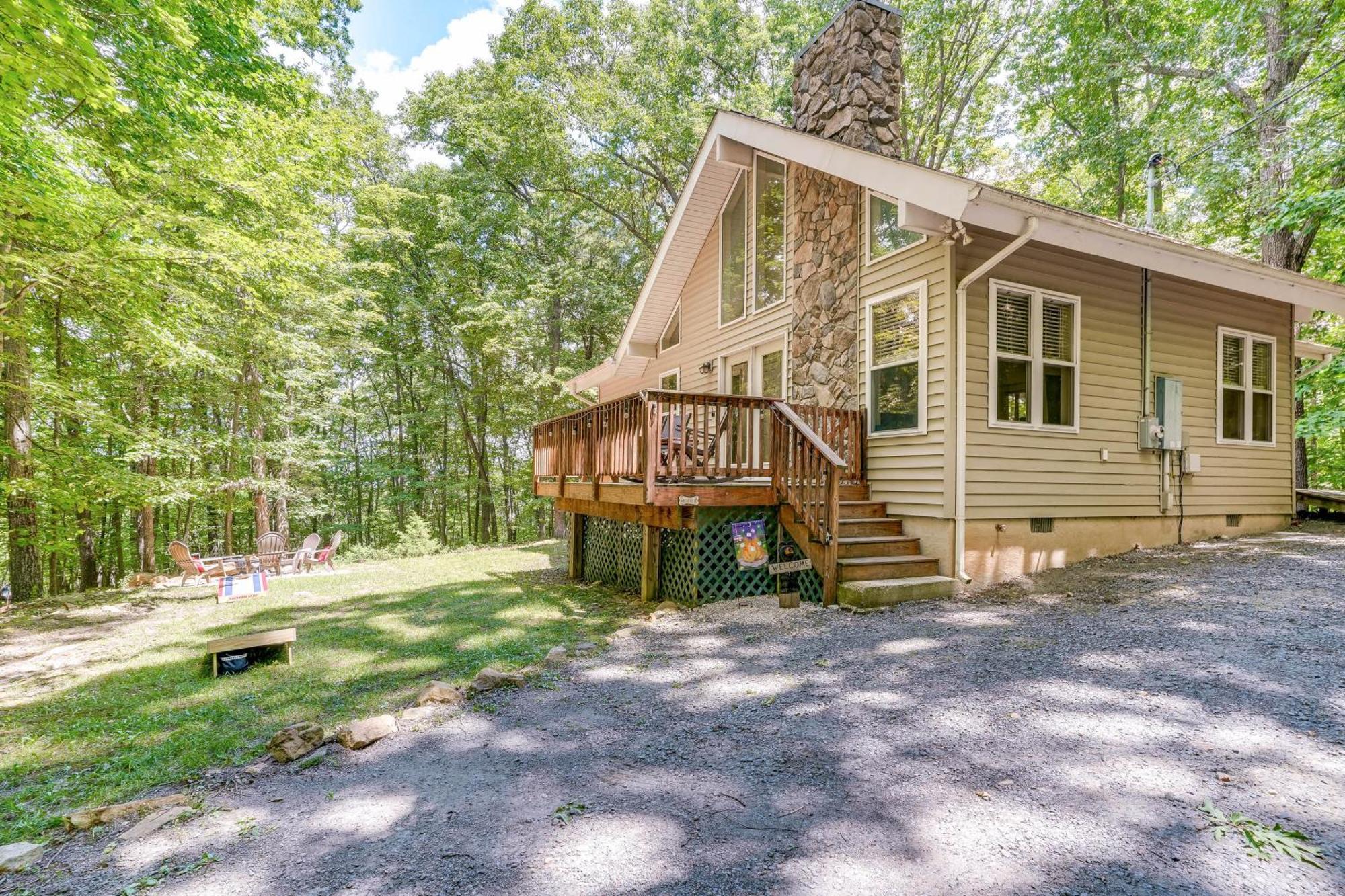 Cabin With Deck And Screened-In Porch In New Market! Exterior foto